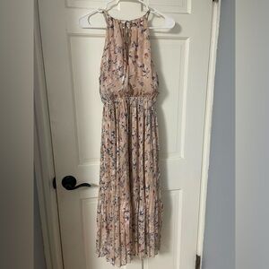 Lulu’s light pink pleated dress. Size XS. Like new
